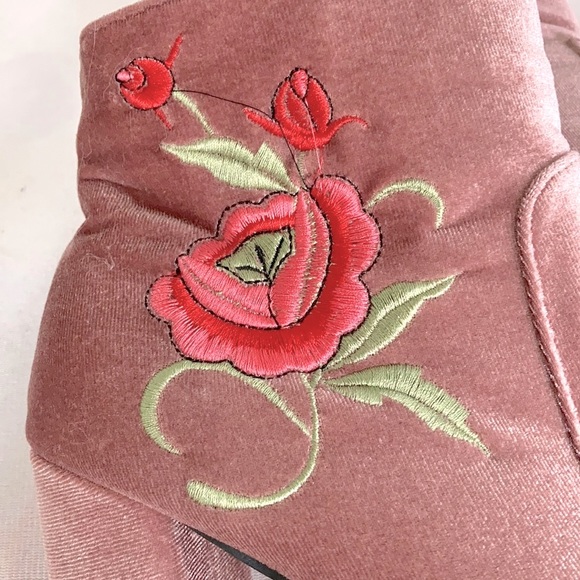 TED ROSS pink velour ankle boots with floral embroidered motif SIZE 40 - Picture 3 of 10
